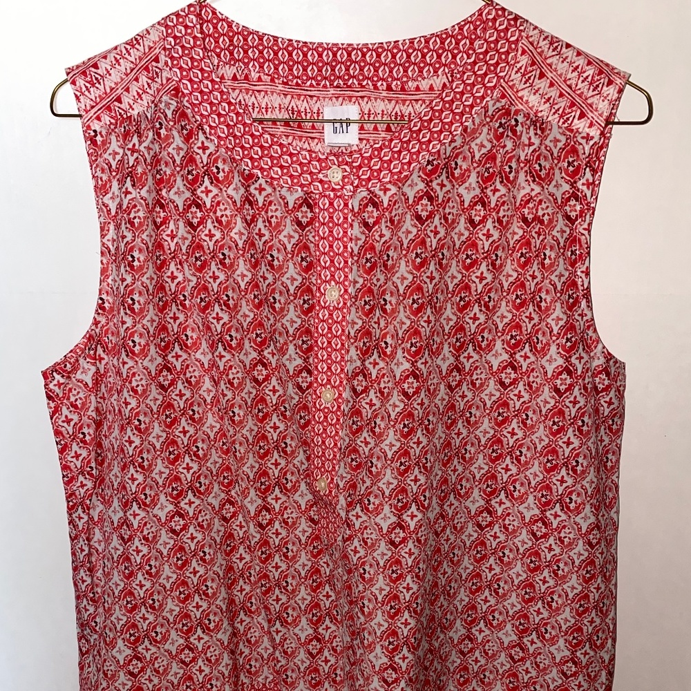 Gap Sleeveless Top